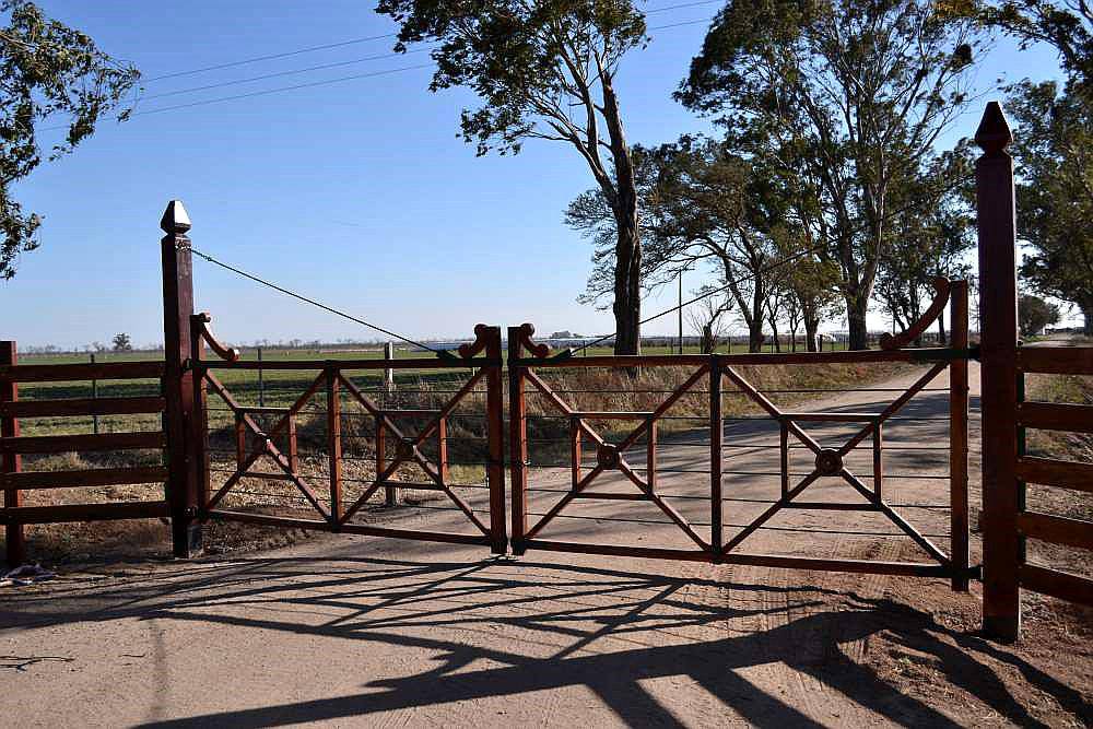 Compuertas y portones